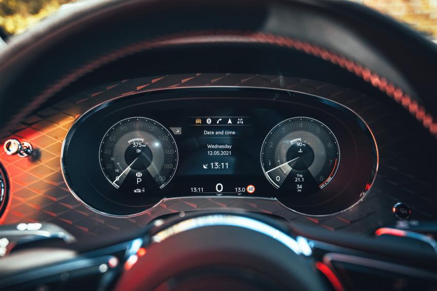 Bentley Bentayga S Virtuelles Cockpit