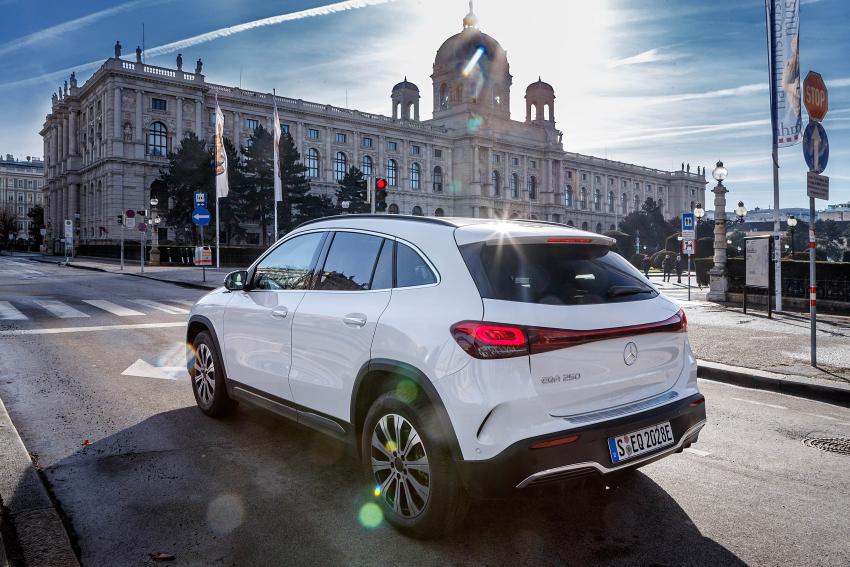 Mercedes-Benz EQA Heck