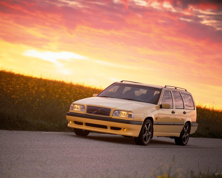 Volvo 850 T5-R Front
