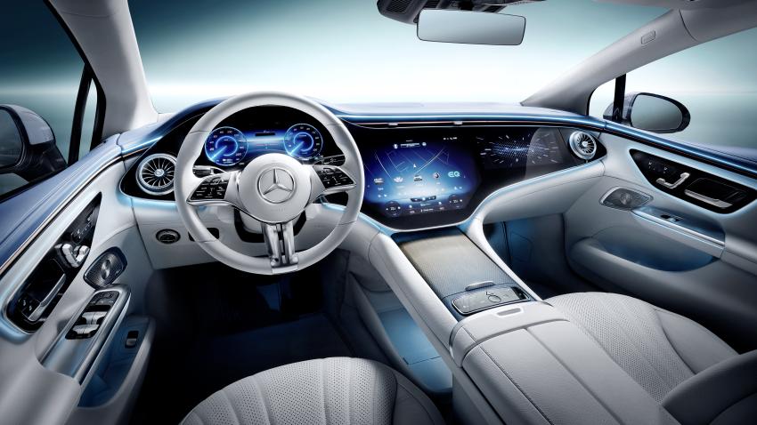 Mercedes-Benz EQE Cockpit