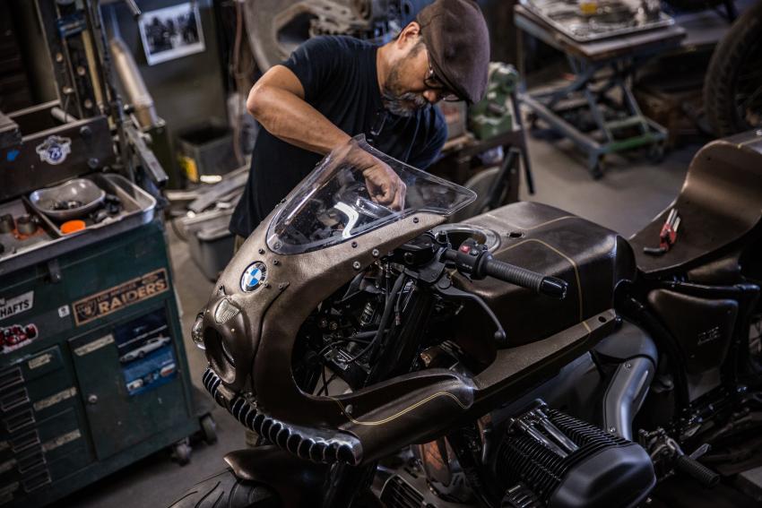 BMW R 18 Shinya Kimura in Werkstatt Detail Front