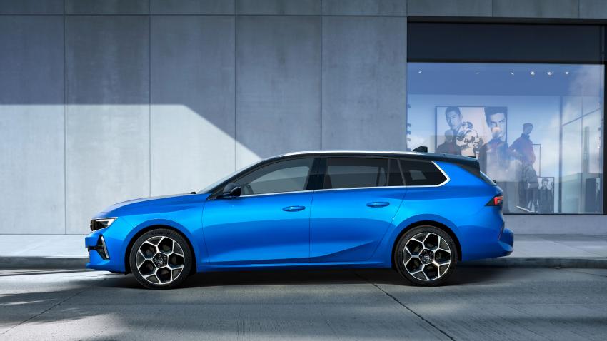 Opel Astra Sports Tourer Seitenansicht