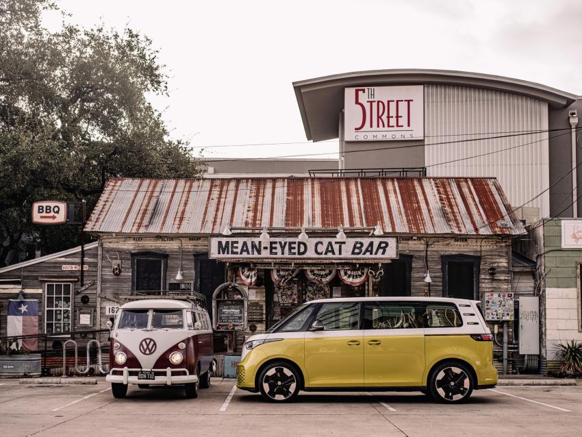 VW T1 Front und VW ID.BUZZ Seite
