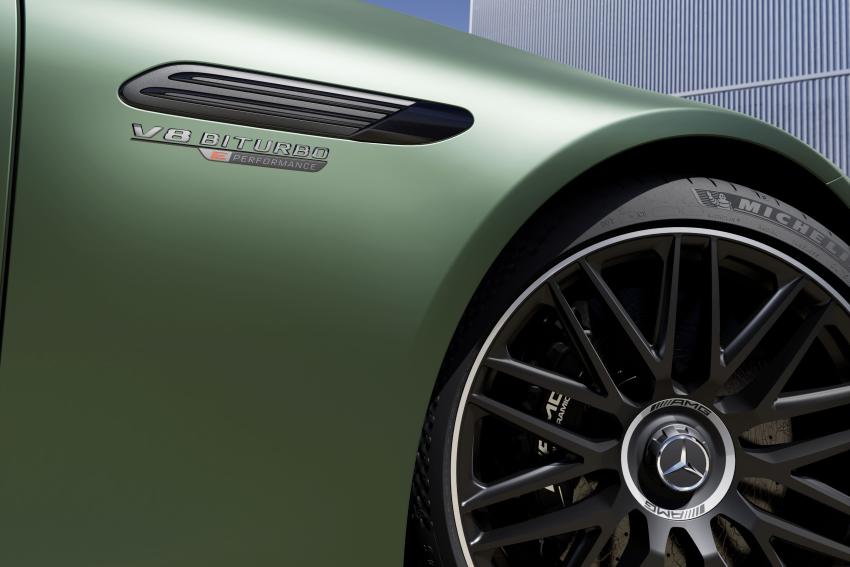 Mercedes-AMG SL 63 S E Performance Detail Kotflügel Logo