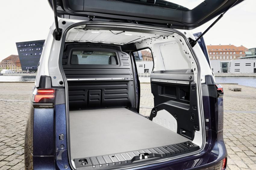 VW ID. Buzz Cargo Heck Laderaum Heckklappe offen