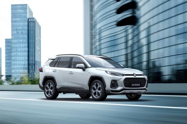Suzuki Across Front