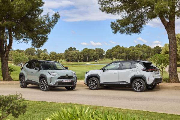 Toyota Yaris Cross Front/Seite und Seite/Heck